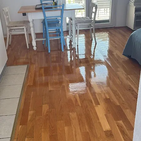 Labud Apartmán Sukošan