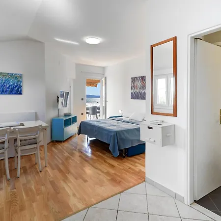 Apartament Labud Sukošan