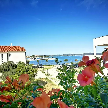 Labud Apartmán Sukošan