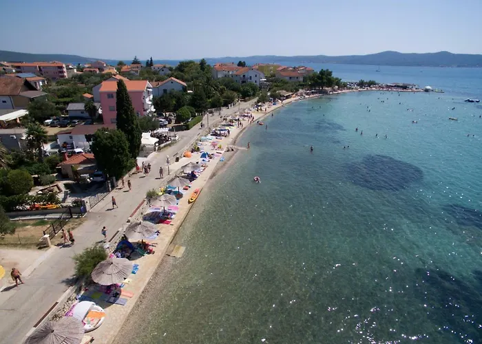 Labud Сукошан